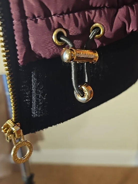 Sleeveless Quilted Vest - Wine - Picture 9 of 16